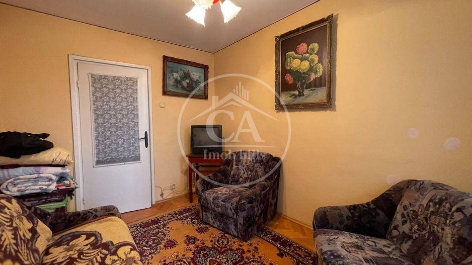 Apartament de vânzare cu 3 camere în zona Dacia, Oradea - Poză 3
