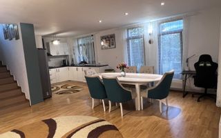 Casă spațioasă cu piscină, de vânzare în Simeria - Poză 13