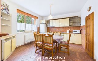 Casă ideală familie sau birou, cu curte și garaj | Braytim - Fratelia - Poză 8