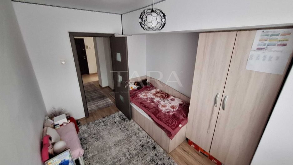Apartament de vanzare cu 3 camere in Manastur - Poză 2
