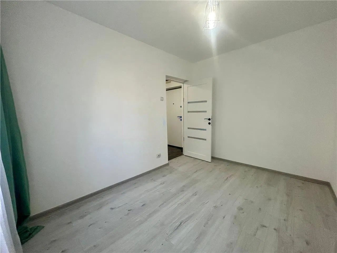 Apartament 3 camere Dec 60 mp Tatarasi fara risc seismic 122500 euro - Poză 2