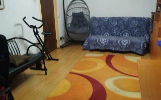 Apartament 3 camere cu parcare chiar lângă scara blocului - Poză 1