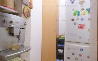 Pod Constanta - Bucurestii Noi, casa constructie 2000 plus 220 mp. teren - Poză 5