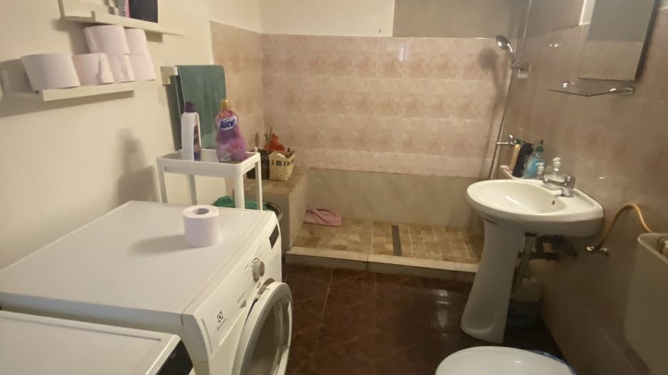 Casa cu 2 corpuri de clădire - Poză 6