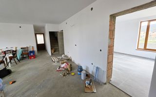 Casa semifinisata, 5 camere, 571 mp teren, Micesti - Poză 3