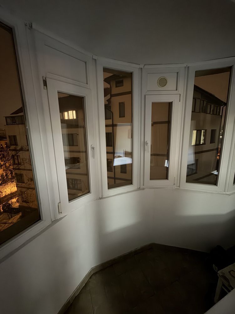 Închiriez garsonieră modernă, Piața Muncii, aproape de metrou - Poză 7