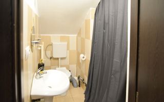 Casa de vanzare in Cartierul Europa-liniste, spartiu, confort - Poză 8