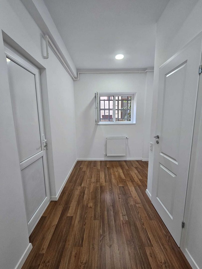 De inchiriat apartament 3 camere Romana sect 2 - Poză 4