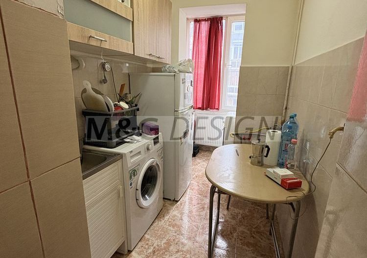 1 camera Blasovici etaj 1 - Poză 4