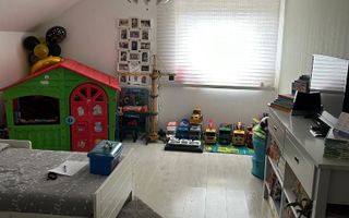 Casa Moderna cu 4 camere complet Mobilata si Utilata, in Talmaciu - Poză 18