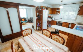 Unirii - Casa 170 mp - 5 camere - 900 mp teren - garaj - Poză 8