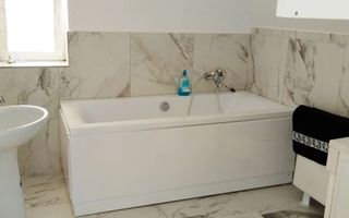 Apartament cu doua camere de vanzare - Poză 4