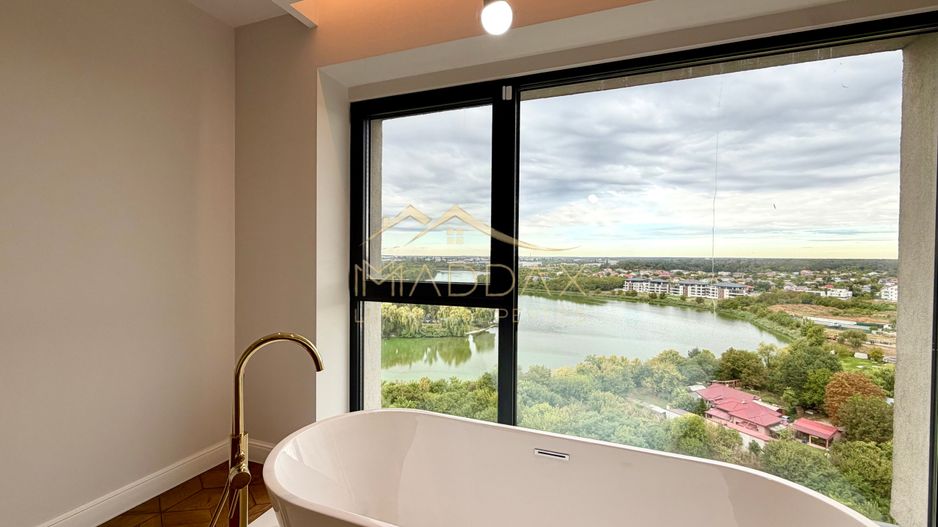 Penthouse cu 4 camere // terasă 70 mp / 200 mp / 3 parking / Straulesti - Poză 4