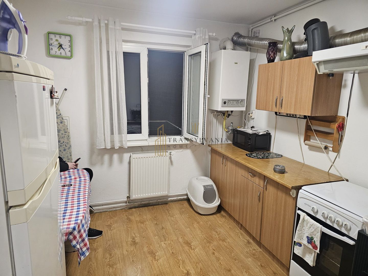 🏡 Garsoniera decomandata, 24 mp utili, etajul 1, Cartier Terezian - Poză 1