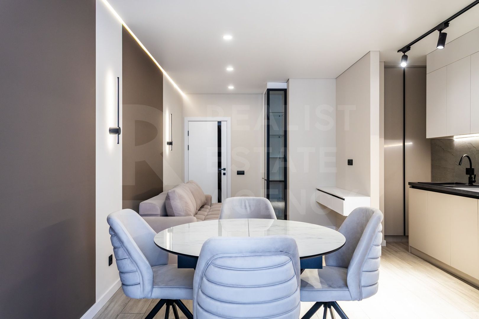 Chirie, apartament, 3 camere, str. Ioana Radu, Buiucani - Poză 9