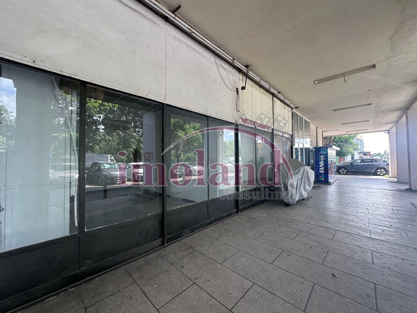 Inchiriere - Spatiu Comercial - 258mp - Calea Grivitei - Poză 5