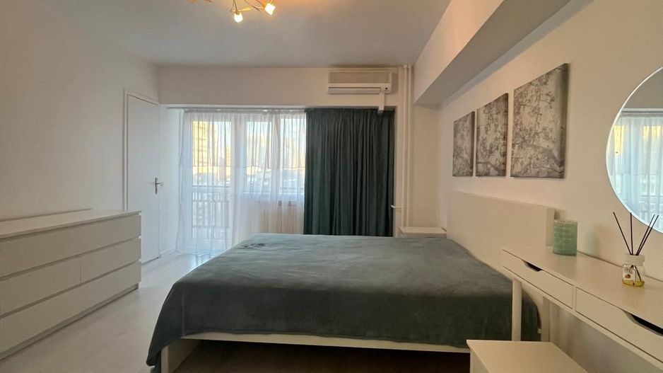 Apartament 4 camere LUX | Zona Unirii - Traian - Poză 1