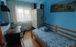 Închiriez camera în apartament cu 3 camere - Poză 2