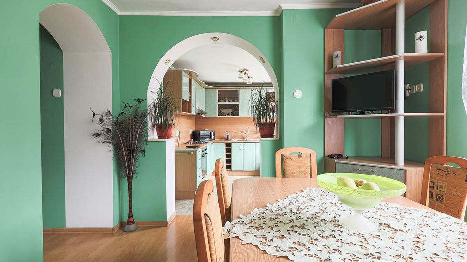 Casă spațioasă cu 4 dormitoare în Nădlac – gata de mutare! - Poză 1