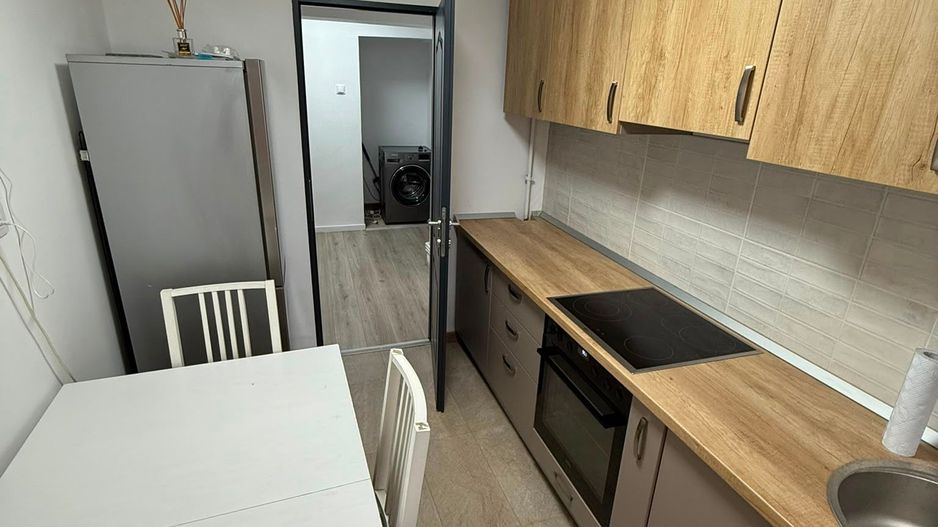 Apartament cu 2 camere, renovat, mobilat și utilat, VASLUI - zona AUROCOR-GARA; - Poză 2