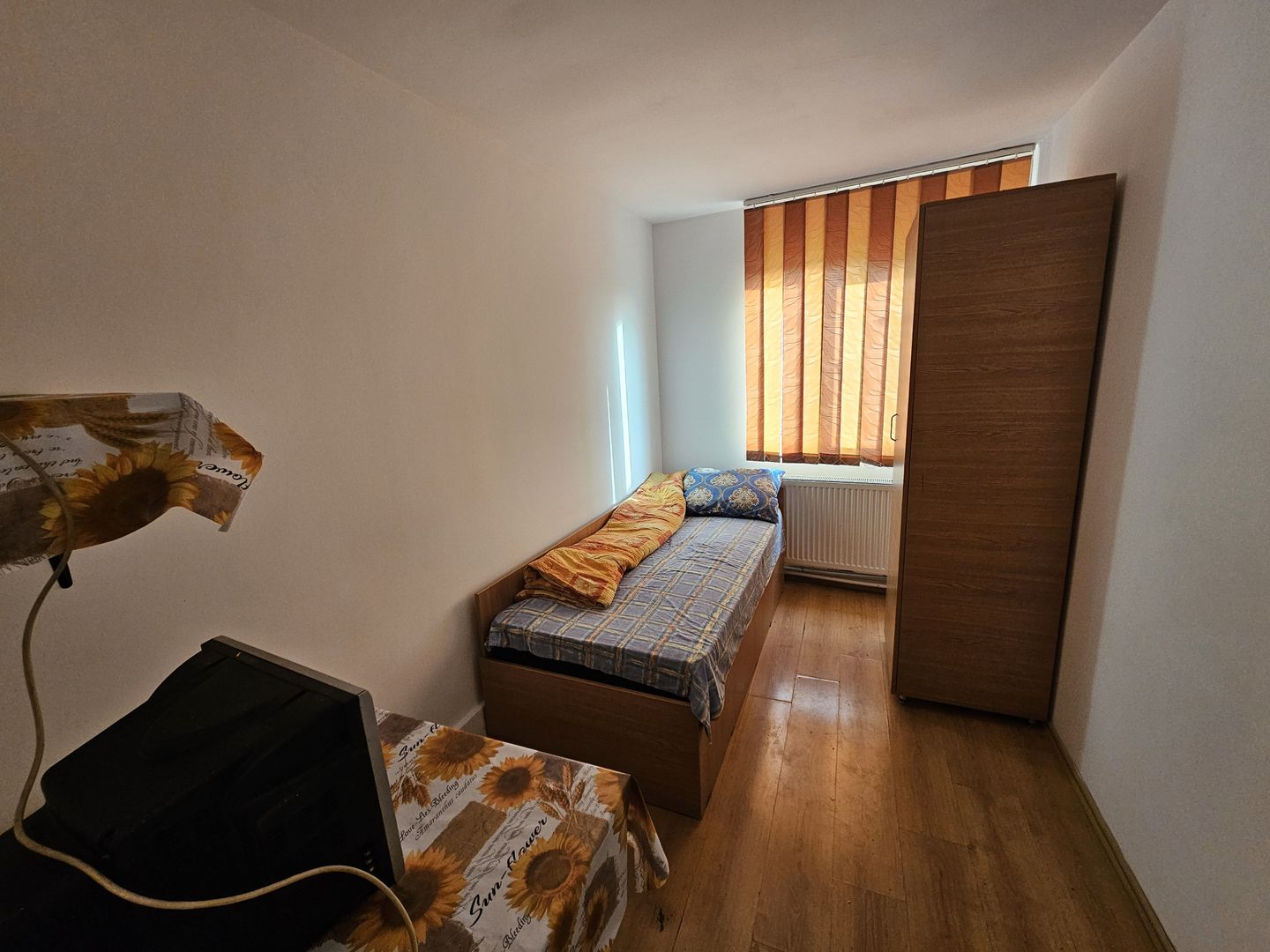 Spatiu comercial/camere cazare - 7 camere 135 mp Baicoi Prahova! - Poză 11