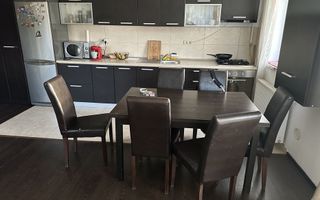 Apartament cu 2 camere, 2 balcoane de 15 mp, zonă Florilor. - Poză 3