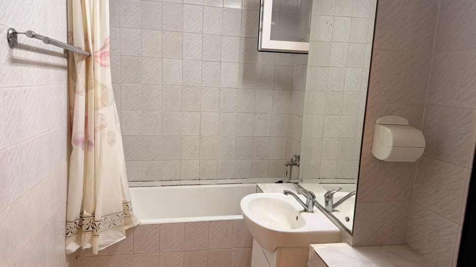 Apartament 2 camere - Semidecomandat - Strada Marcu Armasul - Poză 6