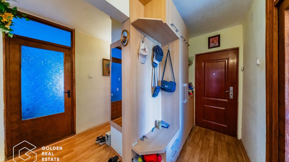 Apartament 4 camere, Micalaca, zona Miorita, etaj 3, decomandat, comision 0% - Poză 19