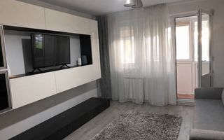 Podu Ros - Apartament 2 camere decomandat - Locuinta sau Cabinet ! - Poză 1