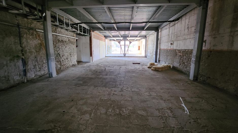 Spatiu industrial  si showroom central de inchiriat - Poză 8