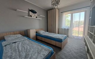 Casa 5 Camere Mangalia,  P+1, curte, loc de parcare - Poză 9