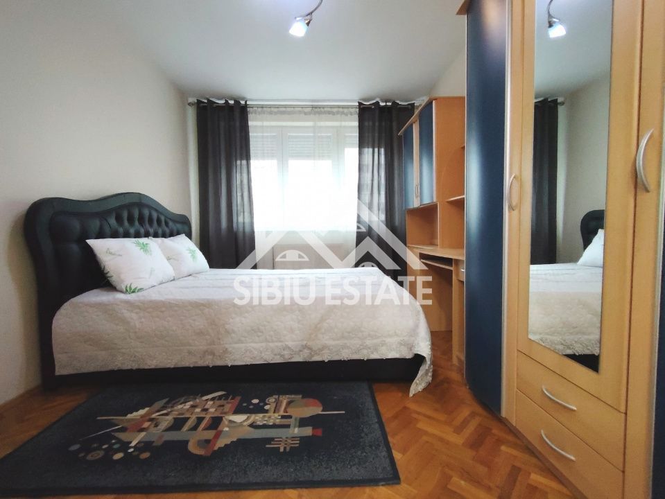 Apartament chirie 3 camere 76 mp Sibiu, Mihai Viteazu - Poză 3