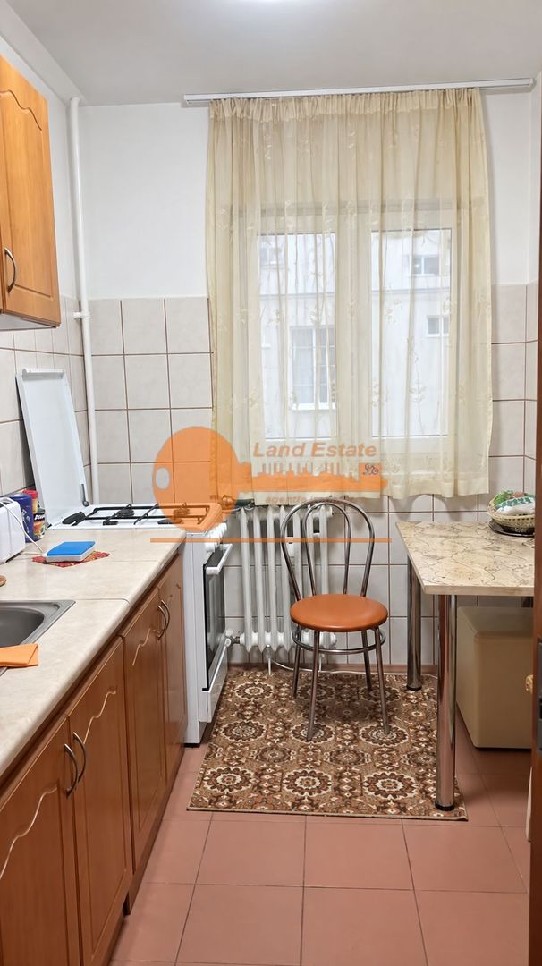 Apartament cu 3 camere la 2 Minute Metrou Raul Doamnei - Poză 4