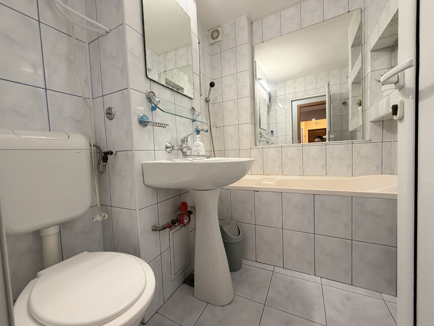 Apartament 4 camere,  aproape de centrul orașului – Circumvalațiunii - Poză 17