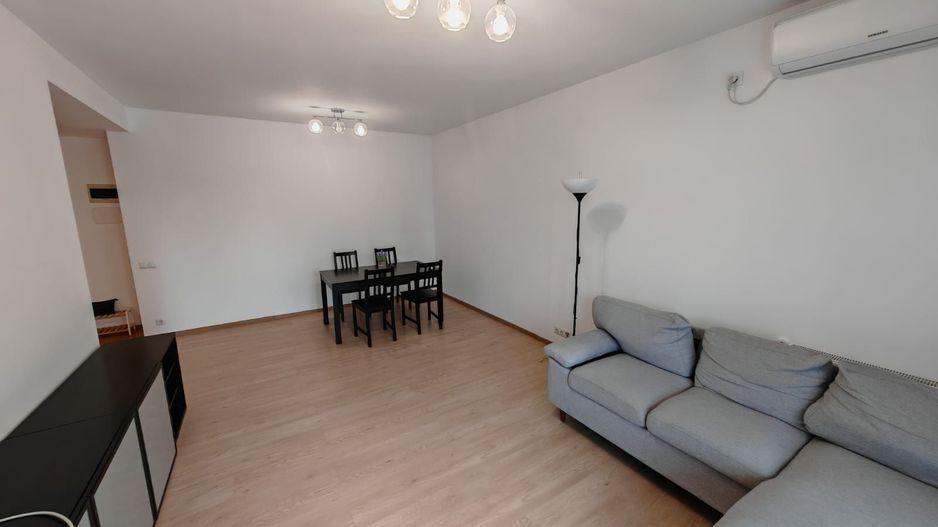 Metrou Pacii, Ten Blocks, 2 camere, 70mp, 4/10, decomandat, mobilat, loc parcare - Poză 2