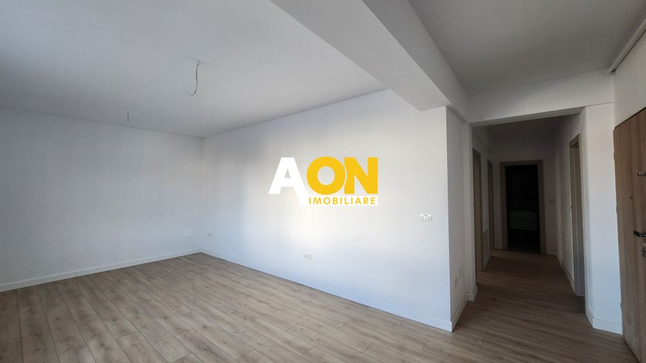 Apartament premium cu 3 camere, 2 bai, parter inalt, Cetate - Poză 3