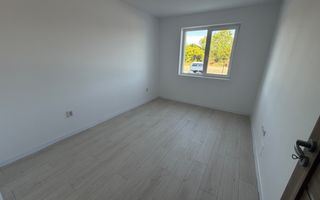 Disponibil imediat. Decomandat. Spatios - Poză 6