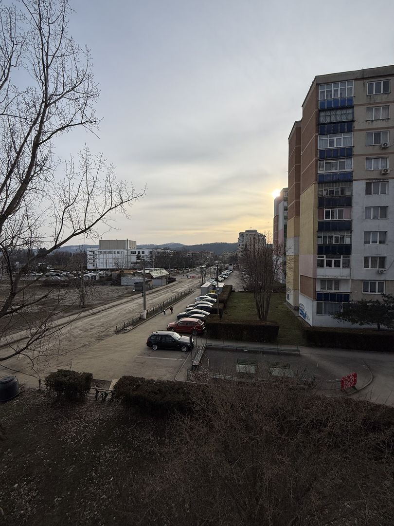 Apartament 3 camere 60 mp etaj 2 - Campina ,langa OMV - Poză 23
