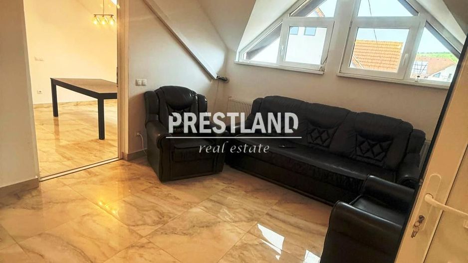 Apartament la casa, zona Șura Mare !! - Poză 4