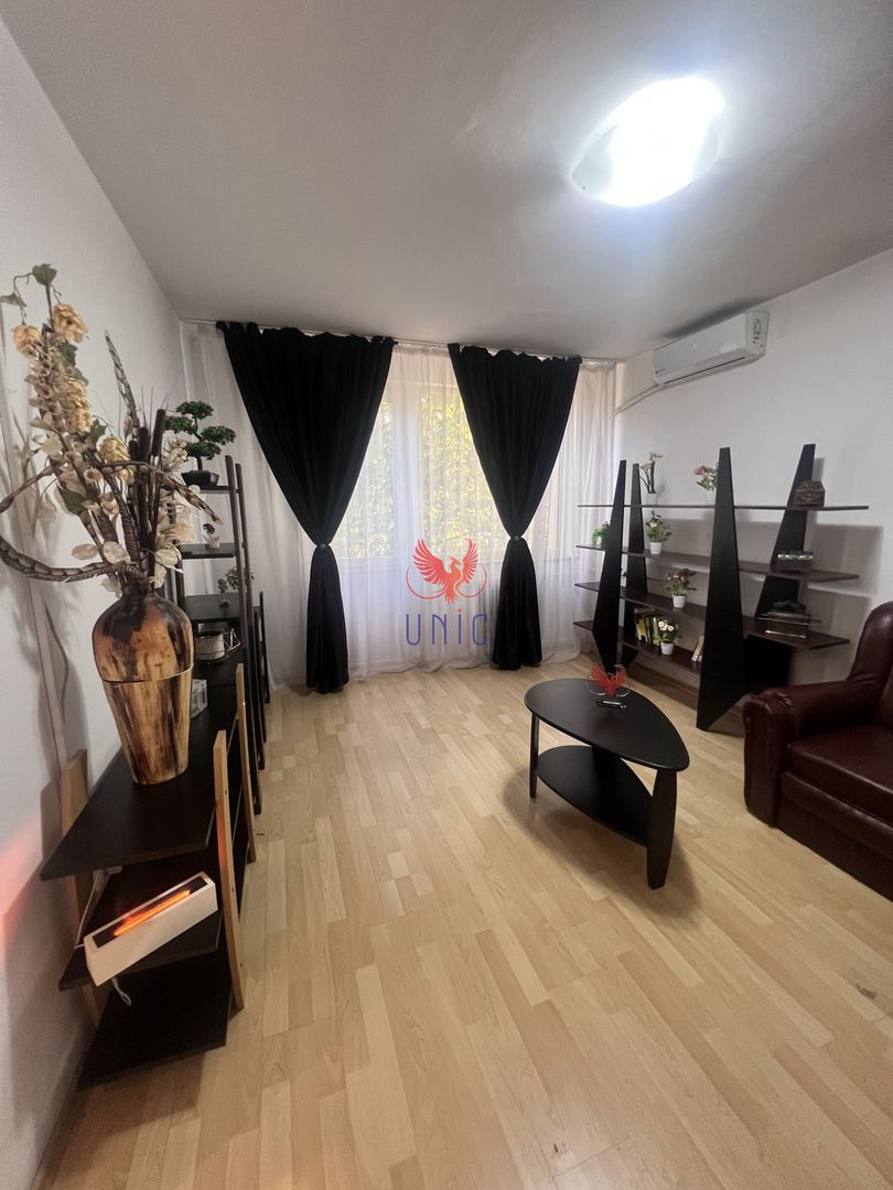 Decomandat, stradal, Calea Bucuresti etaj 1 - Poză 15