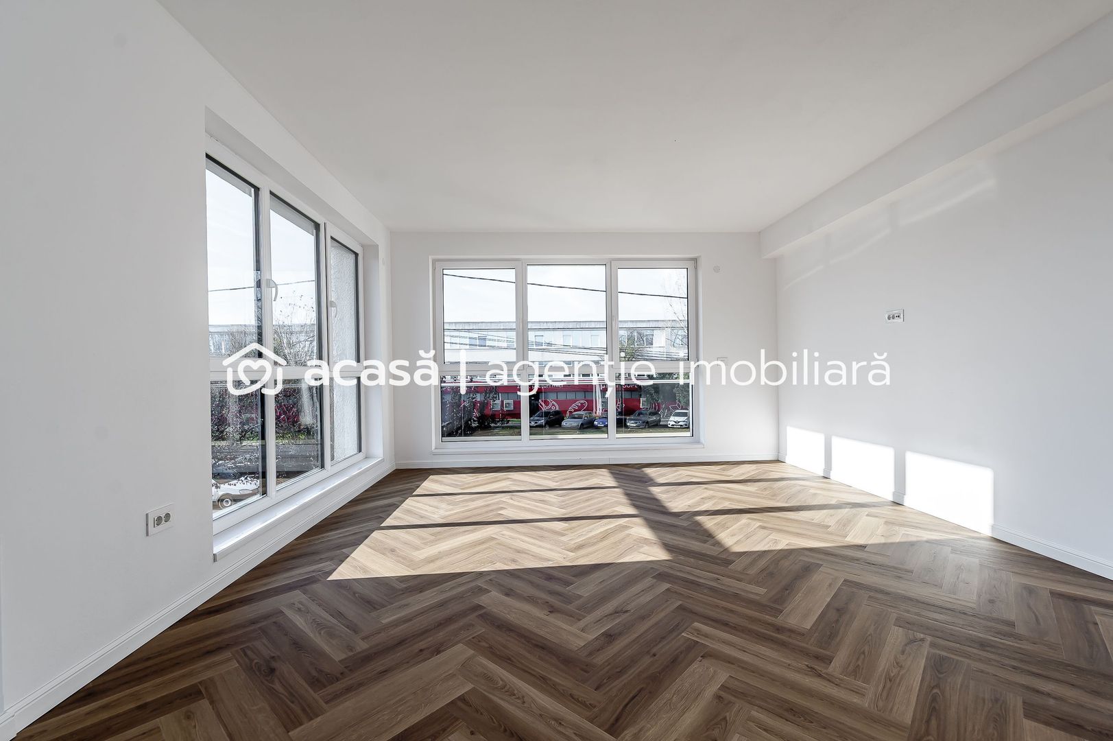 Clădire nouă P+2 cu showroom și birouri în Arad - Poză 10