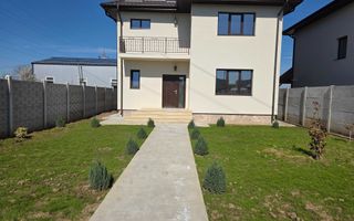 Casă P+1E modernă, situată în zona Damila-Selgros. - Poză 1