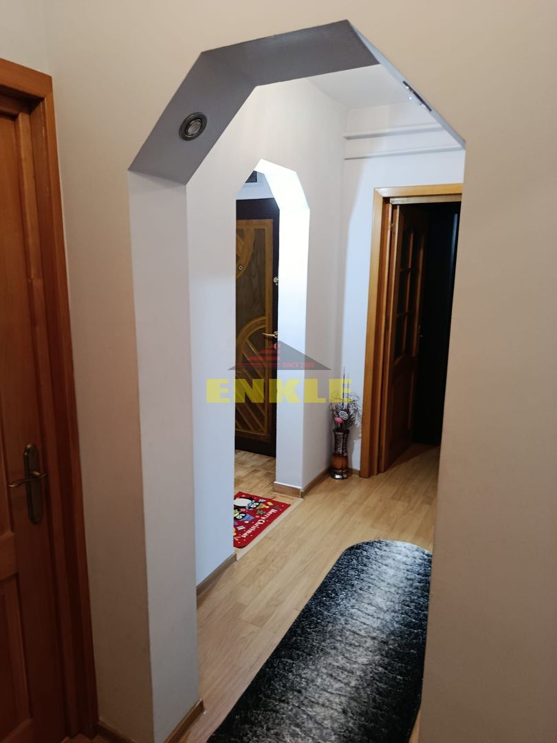 Apartament 3 camere de vânzare, zona Primaverii. - Poză 11