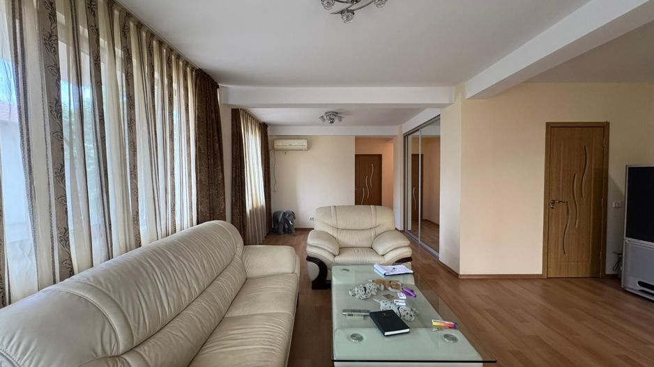 3 camere  || Voluntari || IDEAL PENTRU LOCUINTA SAU SPATIU COMERCIAL - Poză 2