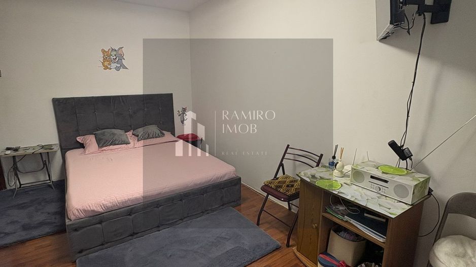 Garsoniera Metrou 1 Decembrie 1918 confort 1 - Poză 1