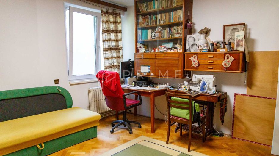 Apartament spațios cu 3 camere, decomandat – Zona 7 Noiembrie / UMFST - Poză 2