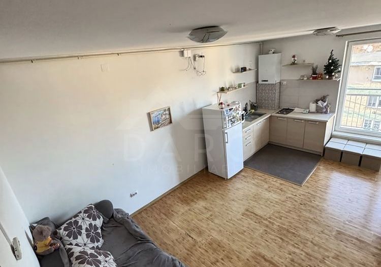 Inchiriez apartament cu o camera pana in Septembrie,Faget, Targu Mures - Poză 6