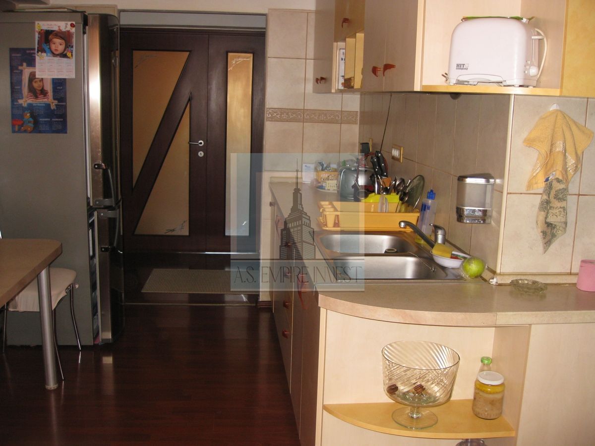 Apartament 3 camere- zona Noua - Poză 1