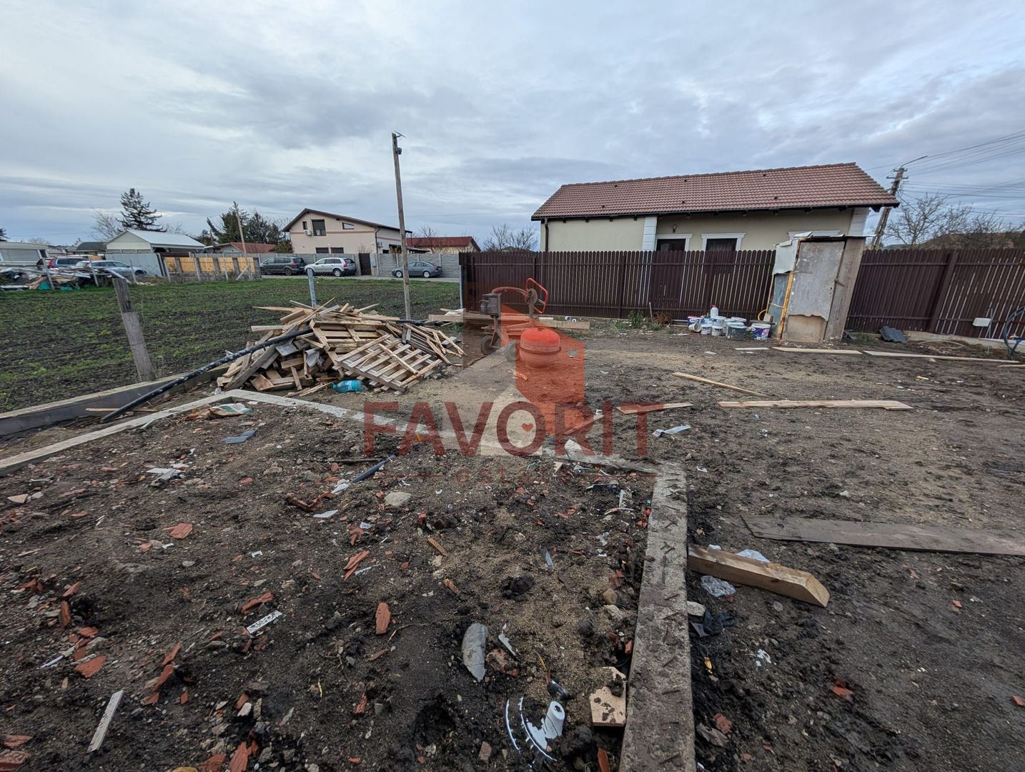 Casă individuală | Parter | Toate utilitatile | Finisaje premium | Curte | Pod - Poză 12