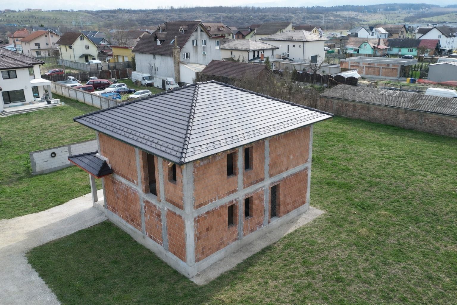 Casa individuala la rosu 146 mp utili P+1 si teren 760 mp in Turnisor - Poză 3